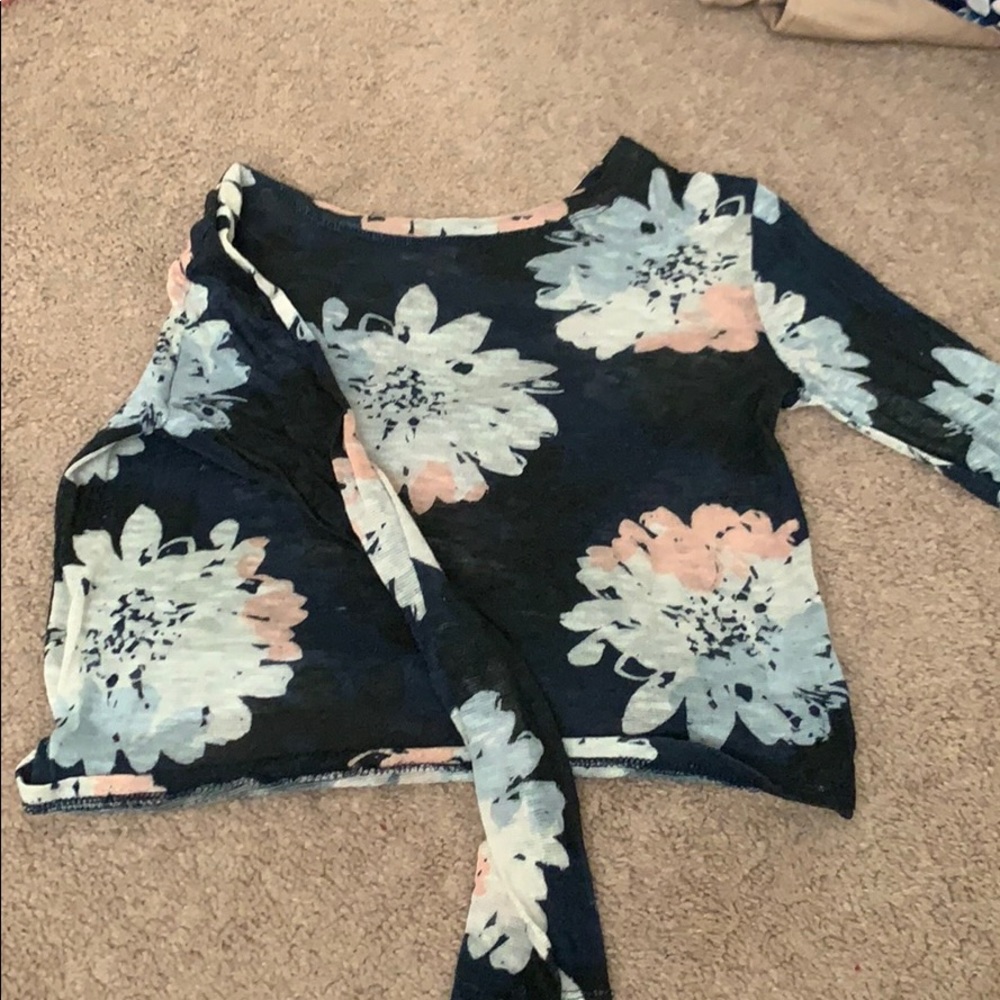 Floral Crop Long-sleeved Tank